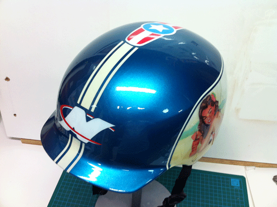 Airbrush PinUp Helmet