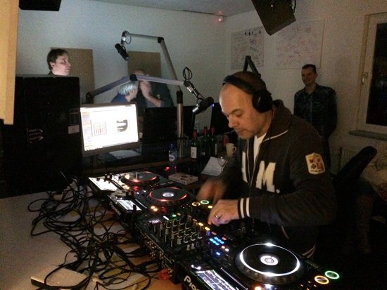 24-7 Beatz Episode 100